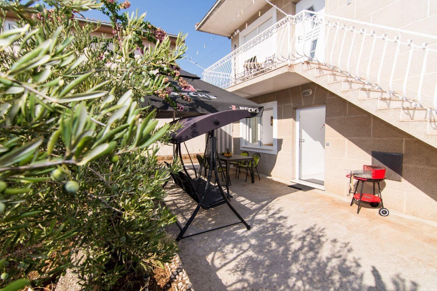 Apartments Ivica - Garden Terrace سلاتين المظهر الخارجي الصورة