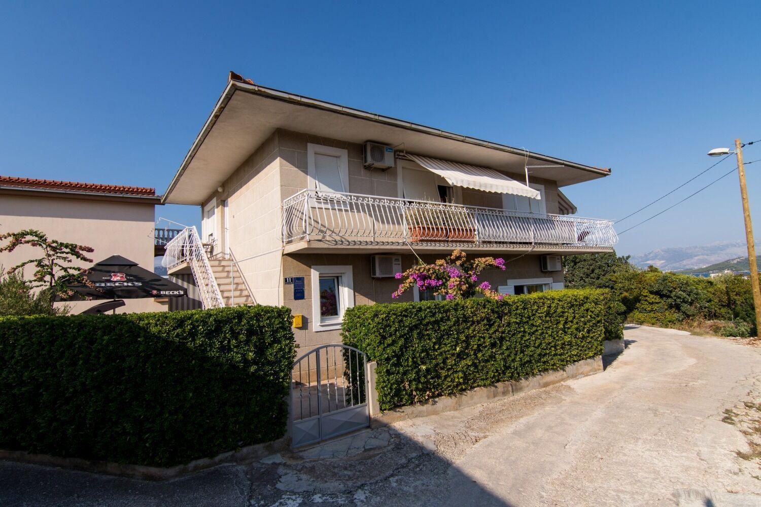 Apartments Ivica - Garden Terrace سلاتين المظهر الخارجي الصورة